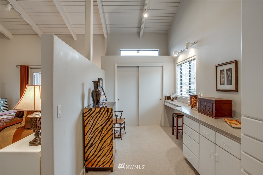 122 Spader Bay Road Chelan, WA 98816 - Photo 20 of 25 Gallery Image 20