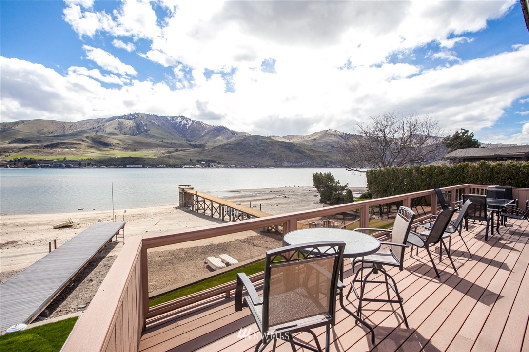 122 Spader Bay Road Chelan, WA 98816 - Photo 8 of 25 Gallery Image 8