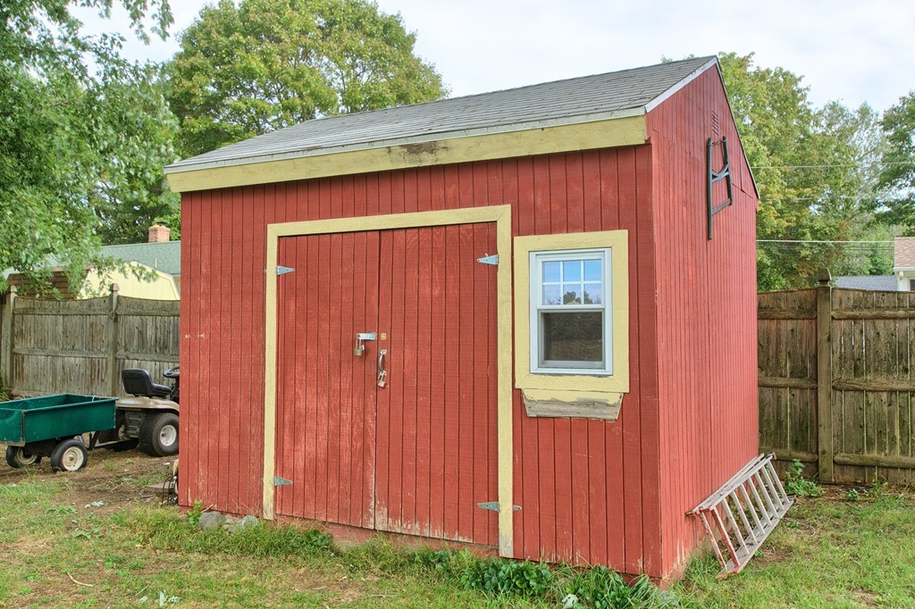 2 Wayside Road Tewksbury, MA 01876 - Photo 10 of 30 Gallery Image 10