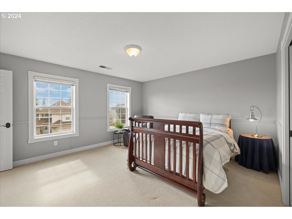 11903 Southwest Aspen Ridge Drive Portland, OR 97224 - Photo 23 of 33 Gallery Image 23