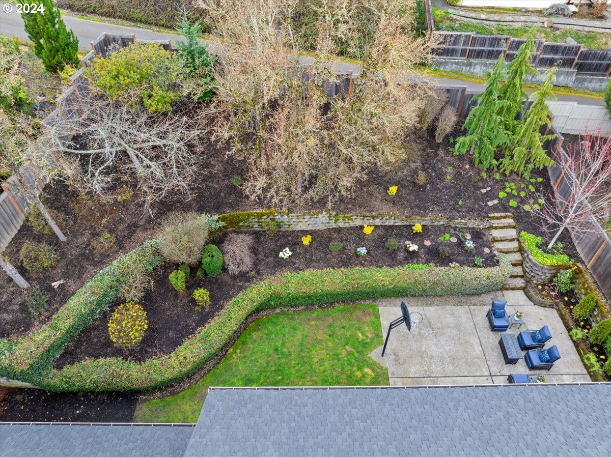 11903 Southwest Aspen Ridge Drive Portland, OR 97224 - Photo 32 of 33 Gallery Image 32