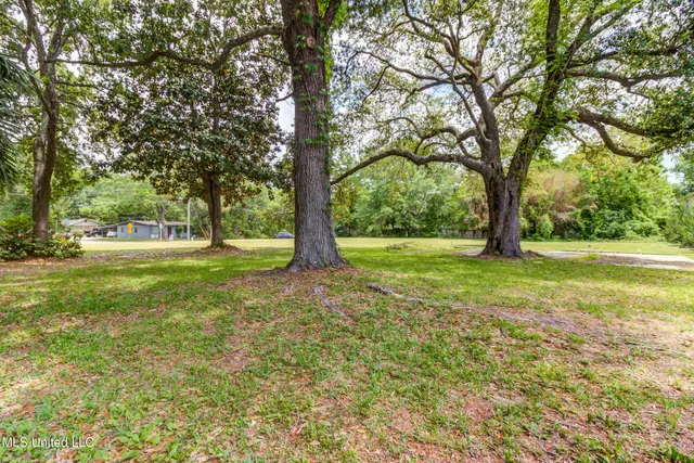 $749,000 | 516 Porter Avenue, Ocean Springs, MS 39564