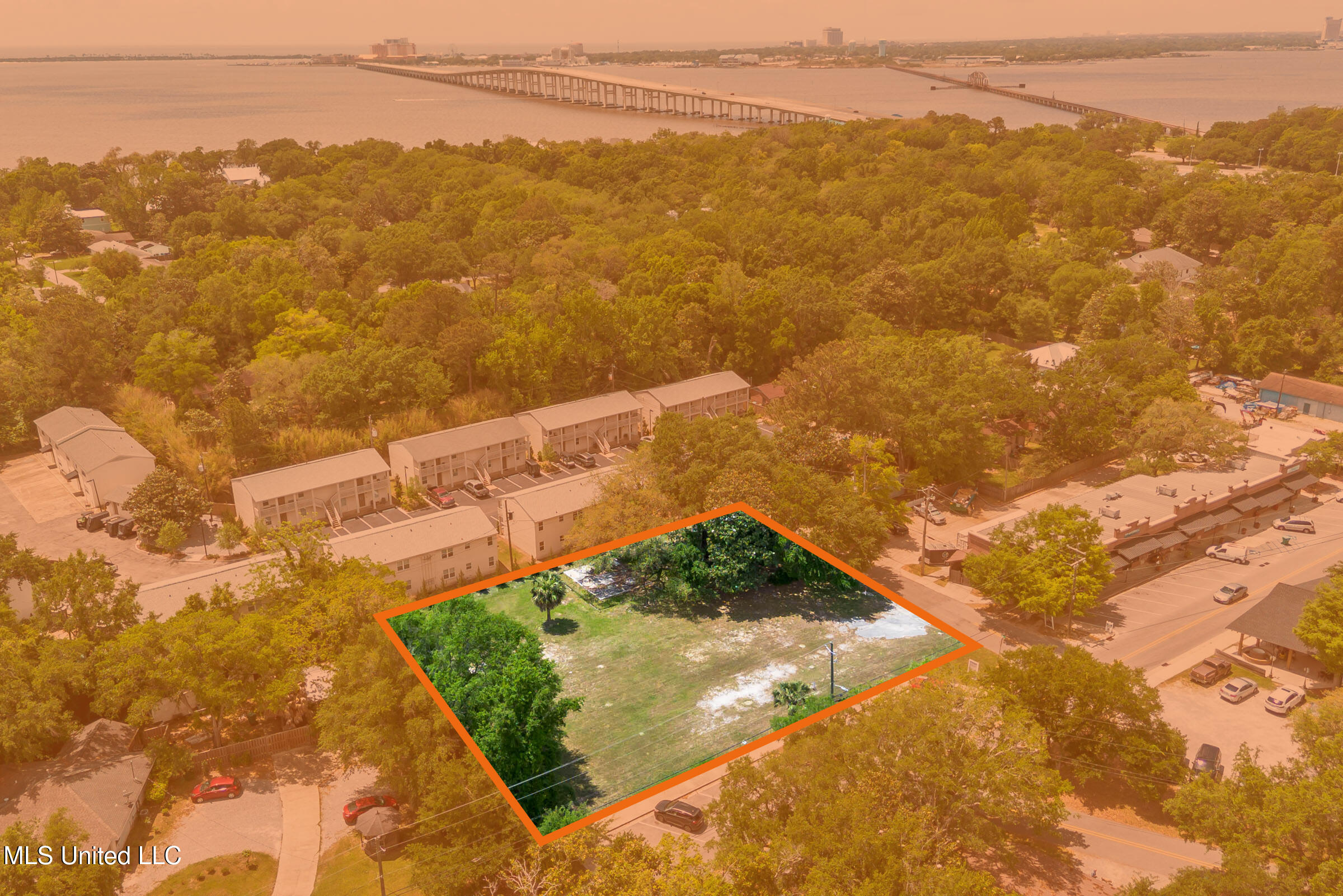 516 Porter Avenue Ocean Springs, MS 39564 - Photo 6 of 19 516 Porter Ave (6)