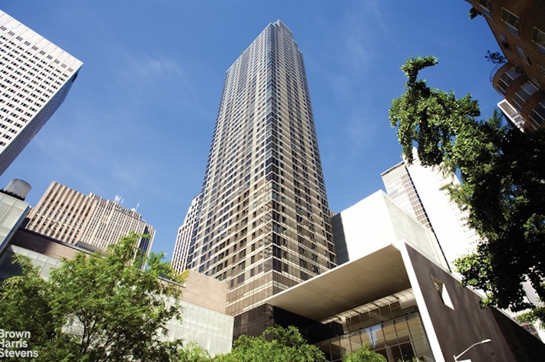 15 West 53rd Street, Unit 27E Manhattan, NY 10019 - Photo 13 of 14