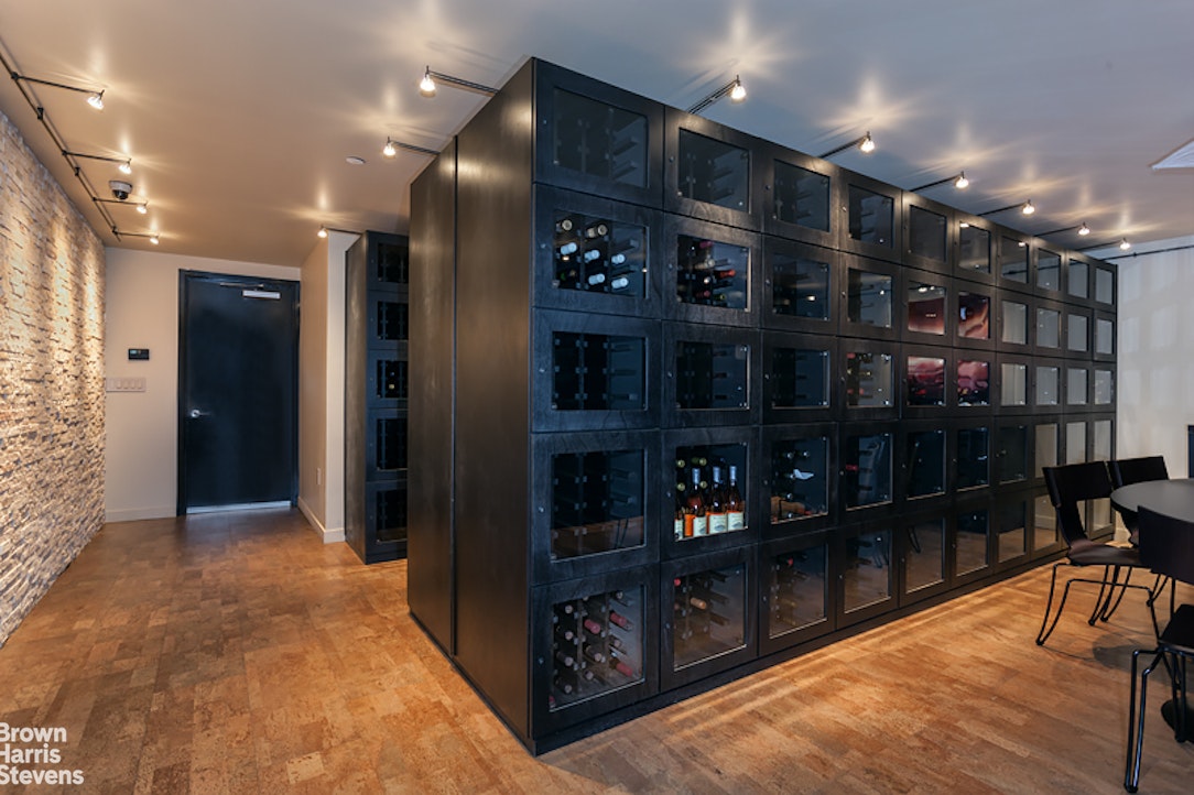 15 West 53rd Street, Unit 27E Manhattan, NY 10019 - Photo 8 of 14