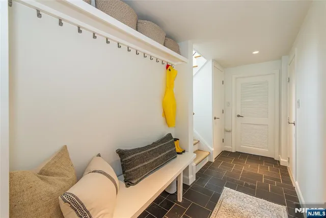 $899,000 | 9 Windermere Road, Montclair, NJ 07043