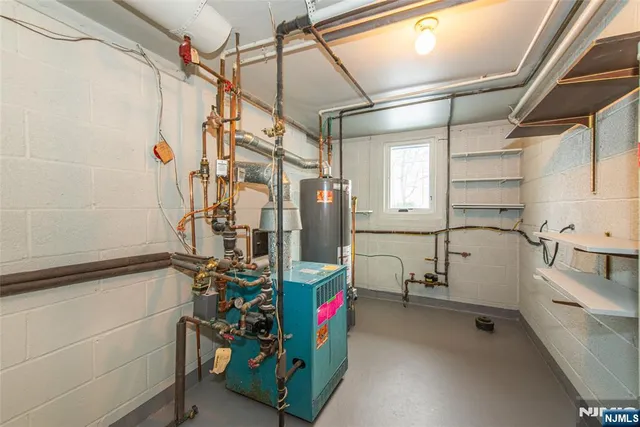 $899,000 | 9 Windermere Road, Montclair, NJ 07043