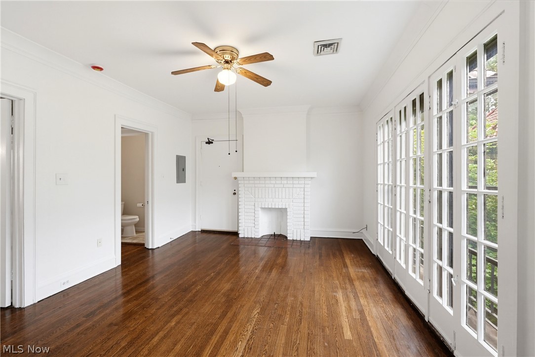 2473 Overlook Road, Unit 4 Cleveland Heights, OH 44106 - Photo 5 of 22 Gallery Image 5