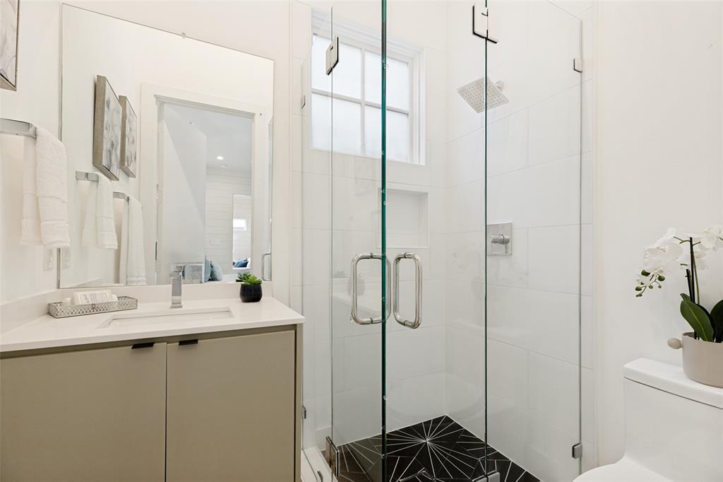 5718 Goodwin Avenue Dallas, TX 75206 - Photo 13 of 24