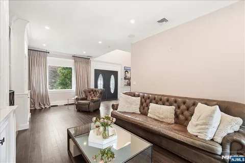 $1,150,000 | 58 Mackay Avenue, Waldwick, NJ 07463