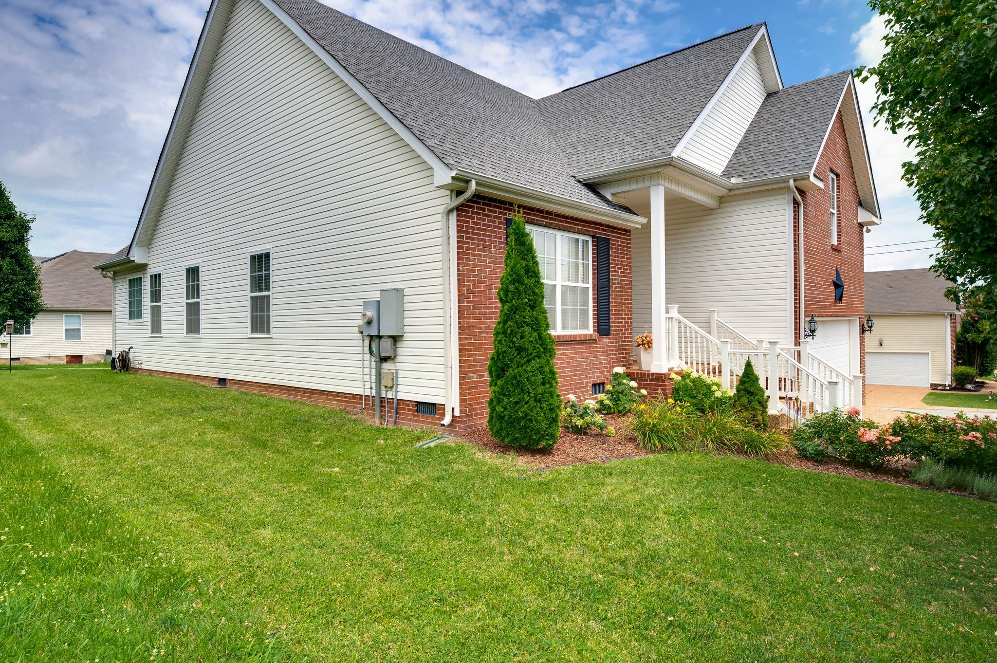 2020 Patrick Way Spring Hill, TN 37174 - Photo 4 of 63