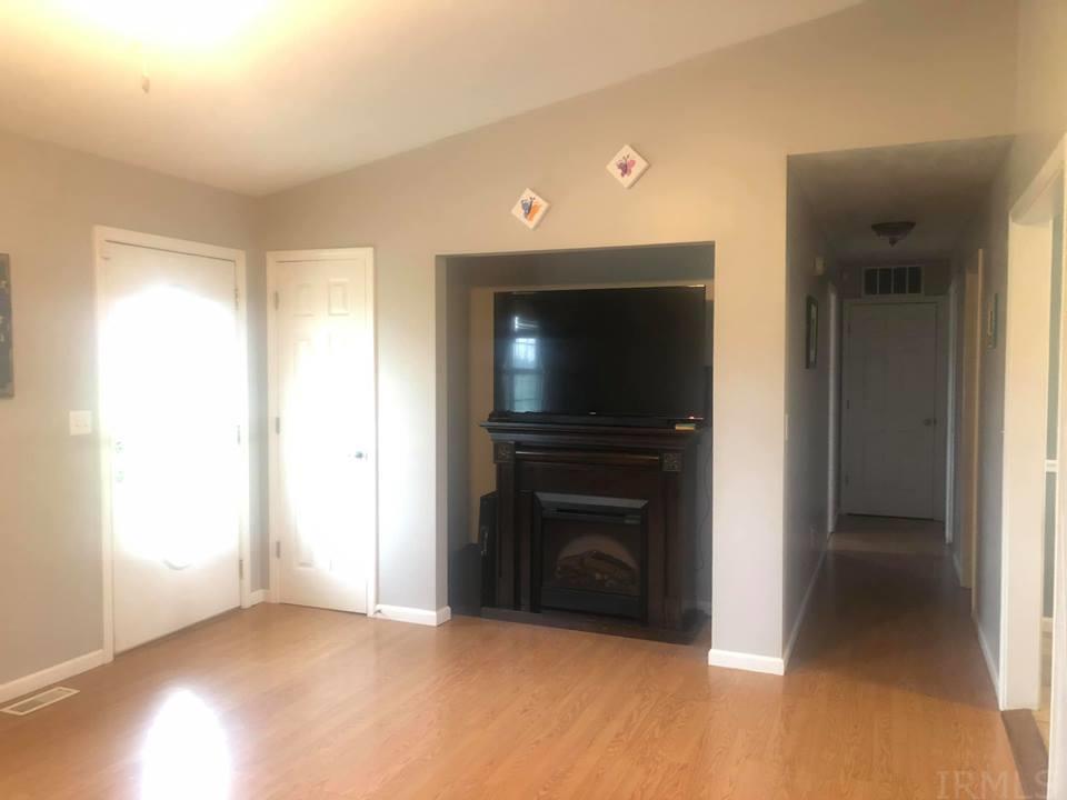 1575 Yockey Road Mitchell, IN 47446 - Photo 4 of 31
