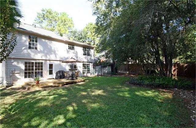 $2,400 | 7 Thrush Grove Place, The Woodlands, TX 77381