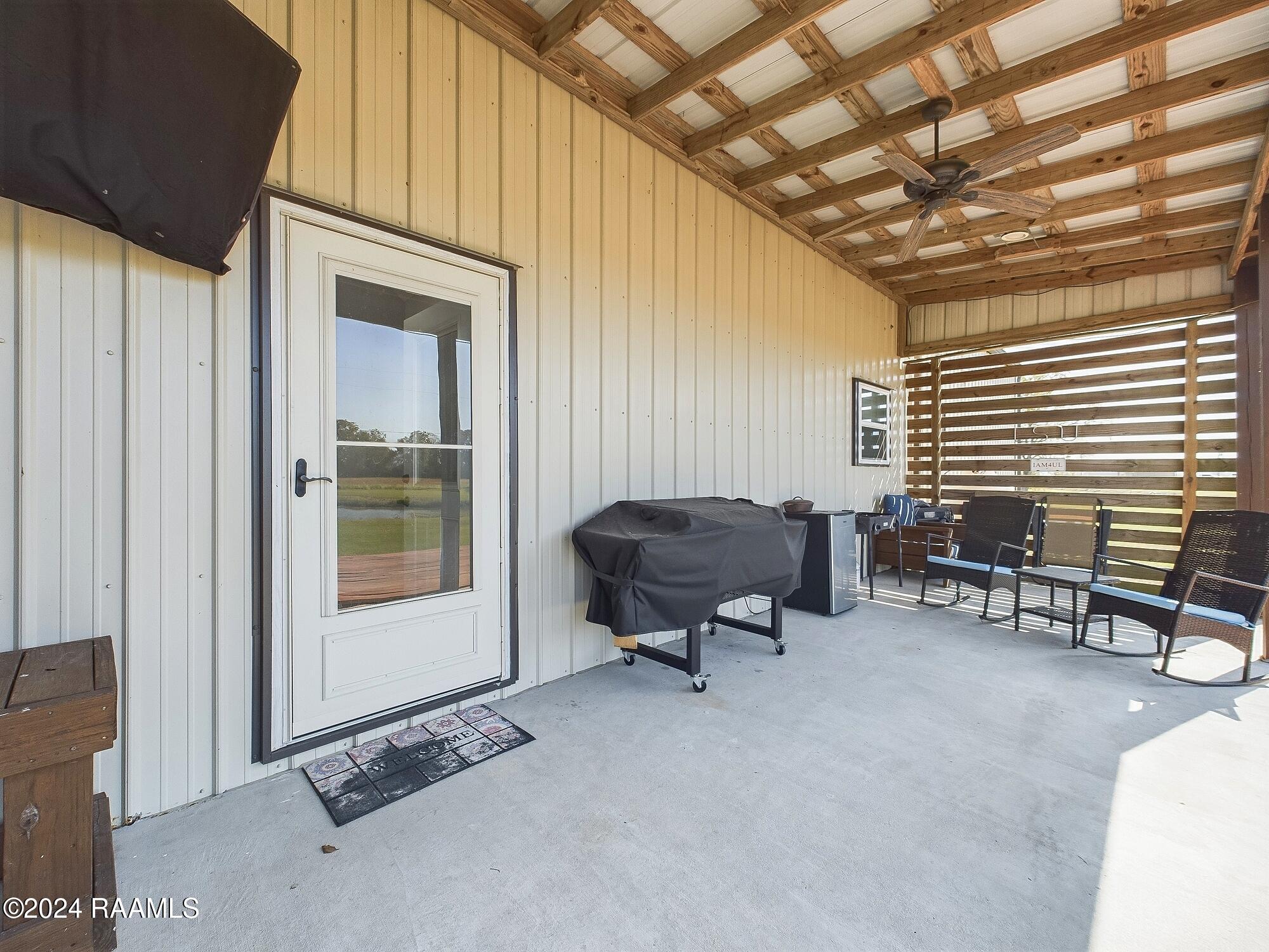 5012 Youngs Private Road Maurice, LA 70555 - Photo 27 of 36 CAM04252G0-PR0019-STILL022
