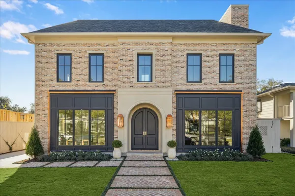 $8,399,000 | 3717 Chevy Chase Drive, Houston, TX 77019