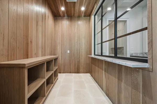 $8,399,000 | 3717 Chevy Chase Drive, Houston, TX 77019