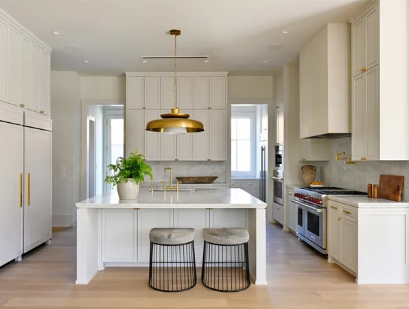 $8,399,000 | 3717 Chevy Chase Drive, Houston, TX 77019