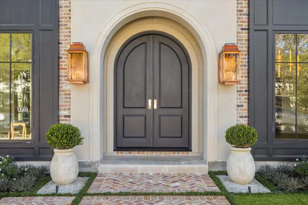 $8,399,000 | 3717 Chevy Chase Drive, Houston, TX 77019
