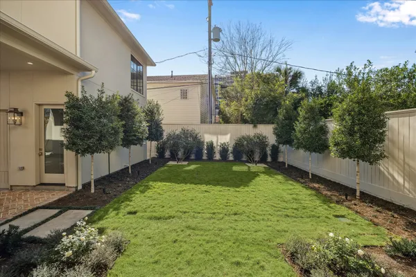 $8,399,000 | 3717 Chevy Chase Drive, Houston, TX 77019