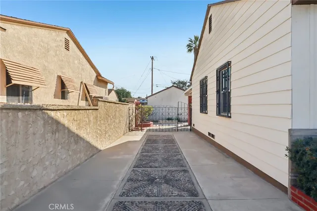 a view of a large white building