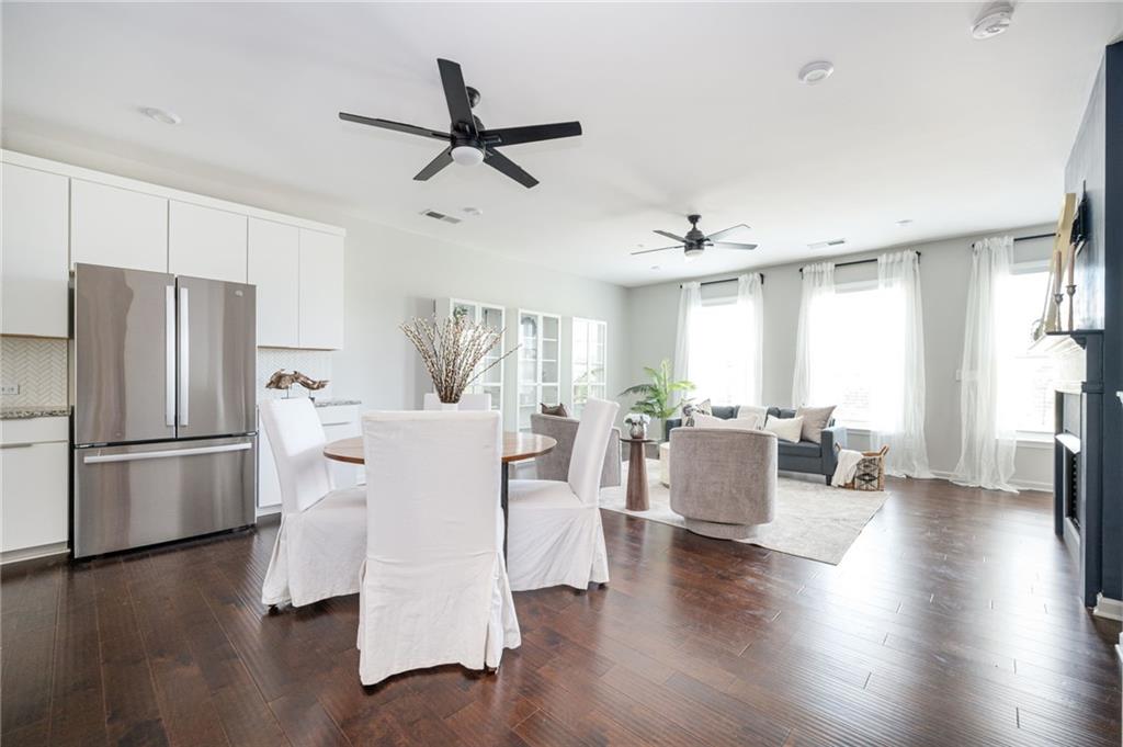 1444 Ridgebend Way Southeast Mableton, GA 30126 - Photo 15 of 34 a living room with furniture and a window