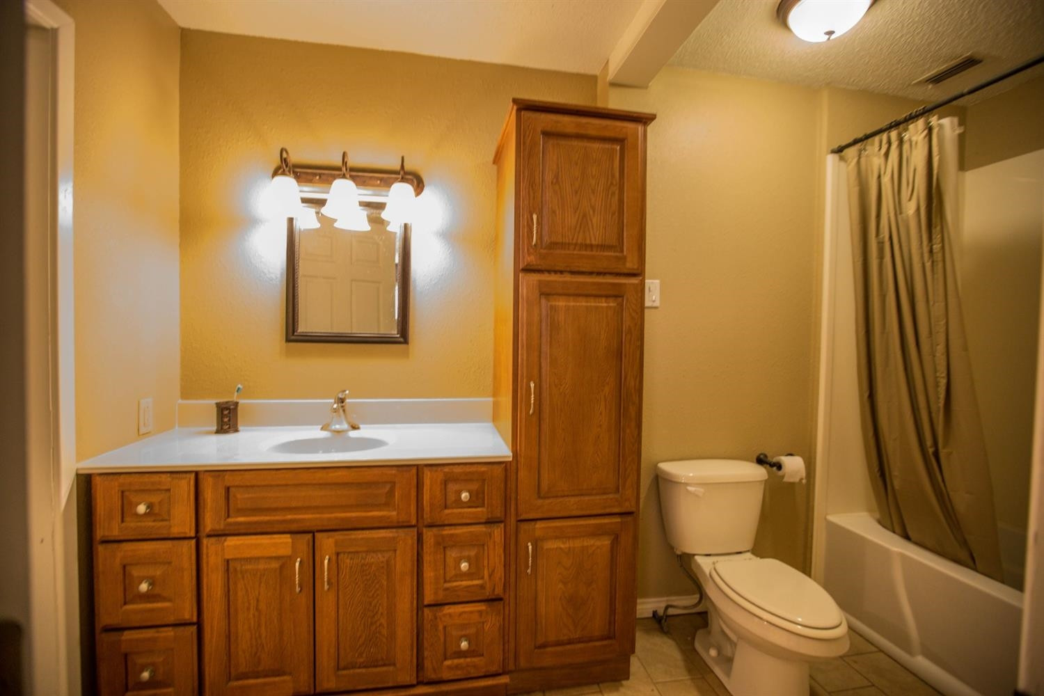 3209 31st Street Lubbock, TX 79410 - Photo 8 of 10 Photo 8