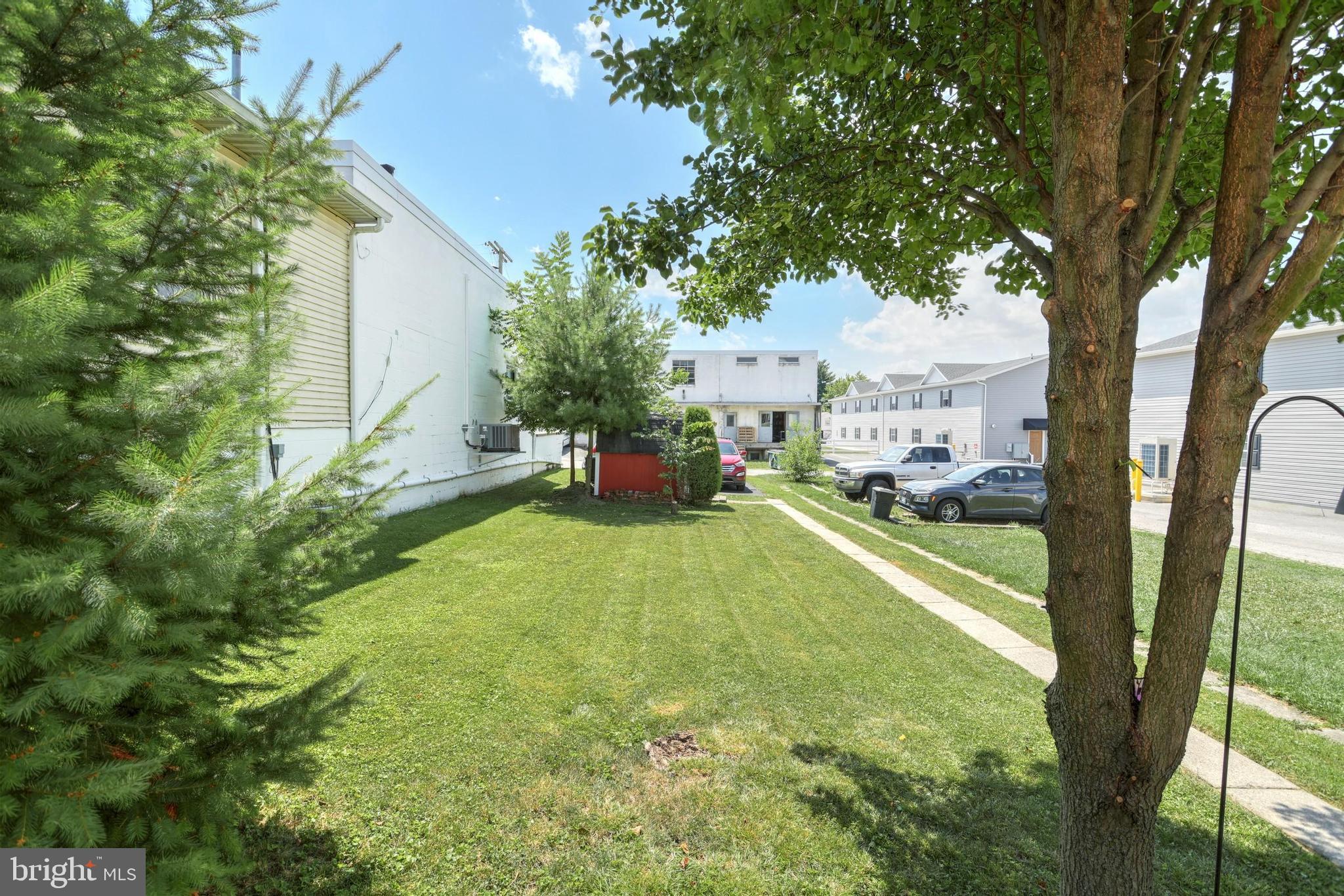 608 Carlisle Street Hanover, PA 17331 - Photo 9 of 28