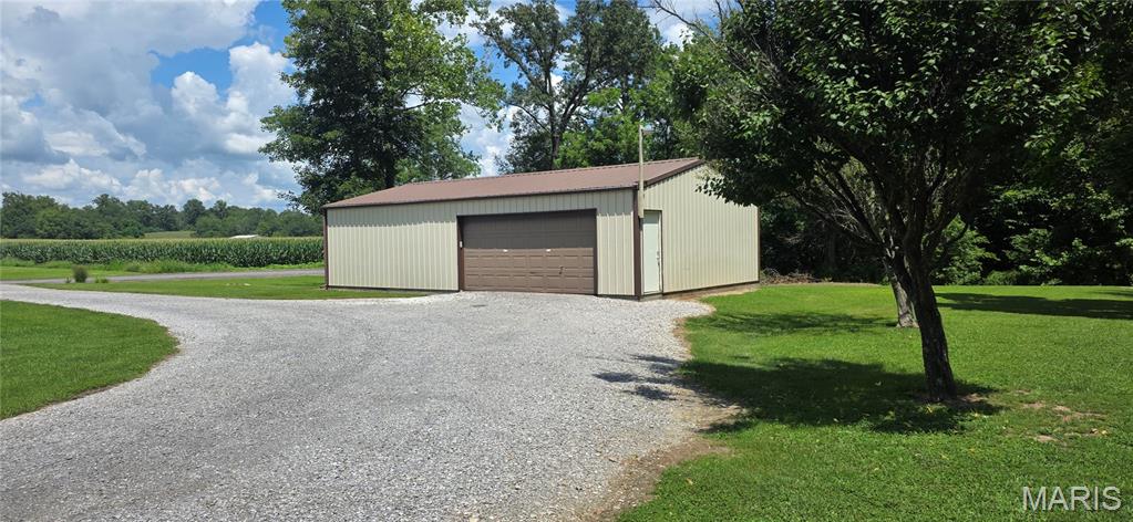 18371 Perry Road Pittsburg, IL 62974 - Photo 14 of 61