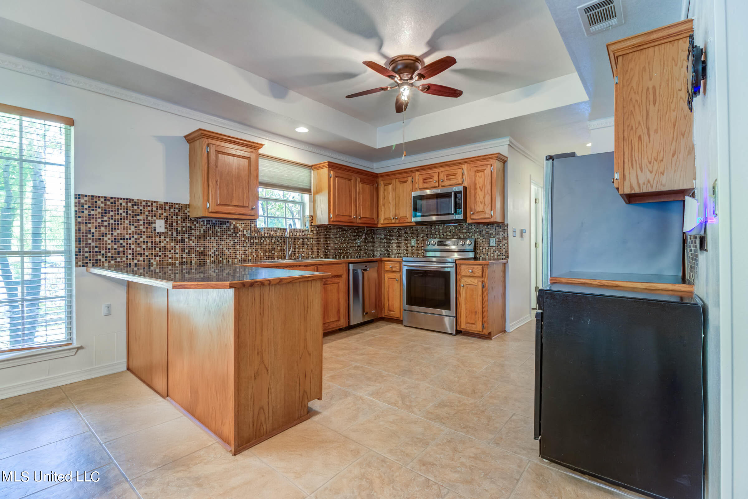 100 Maple Cove Long Beach, MS 39560 - Photo 3 of 52 100-Maple-Cove-24