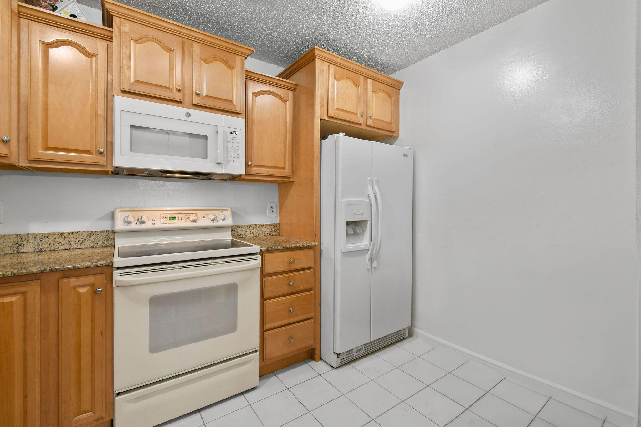 160 Banyan Circle Jupiter, FL 33458 - Photo 23 of 62 160BanyanCir(20)