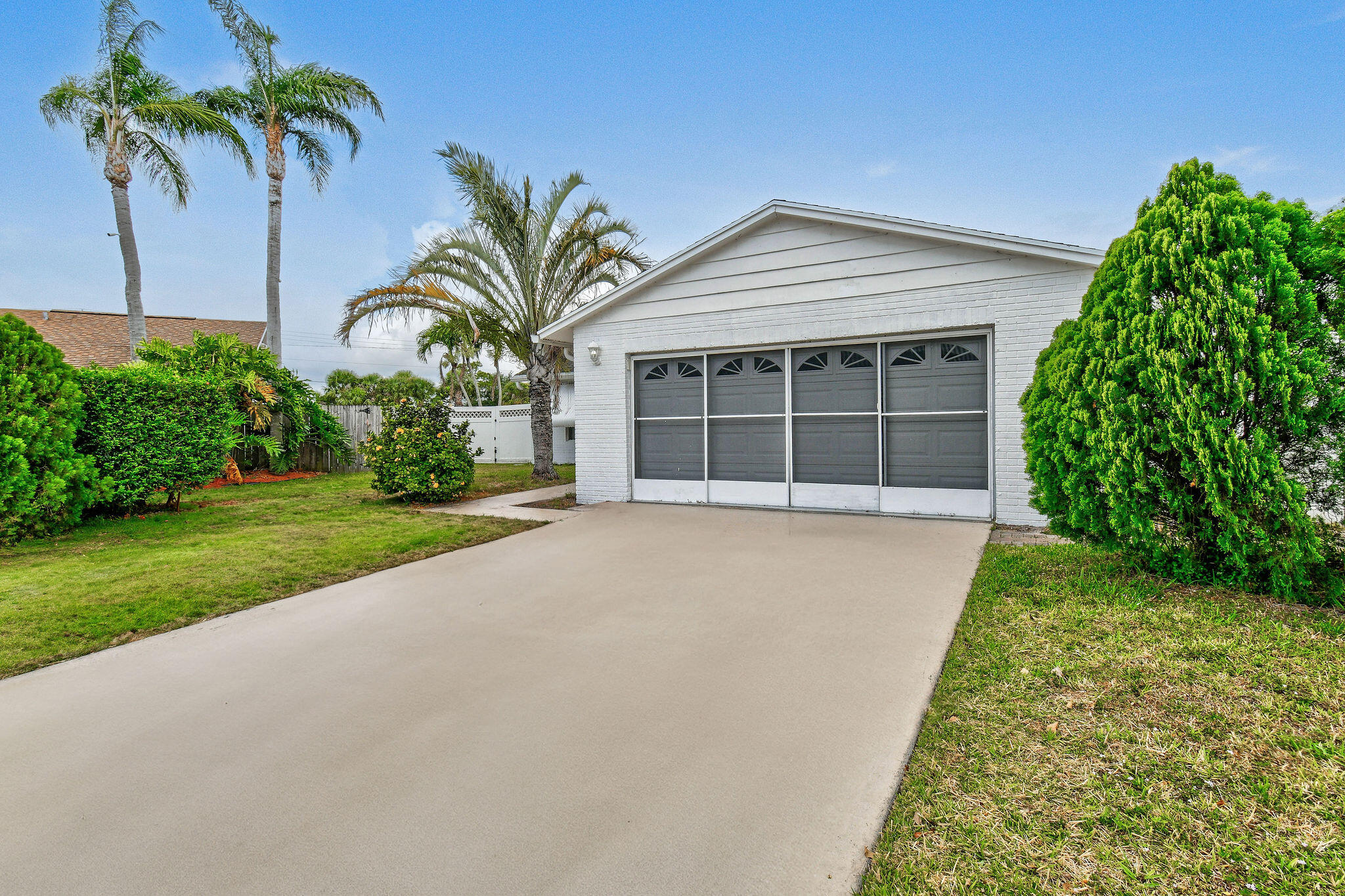 160 Banyan Circle Jupiter, FL 33458 - Photo 5 of 62 160BanyanCir(3)