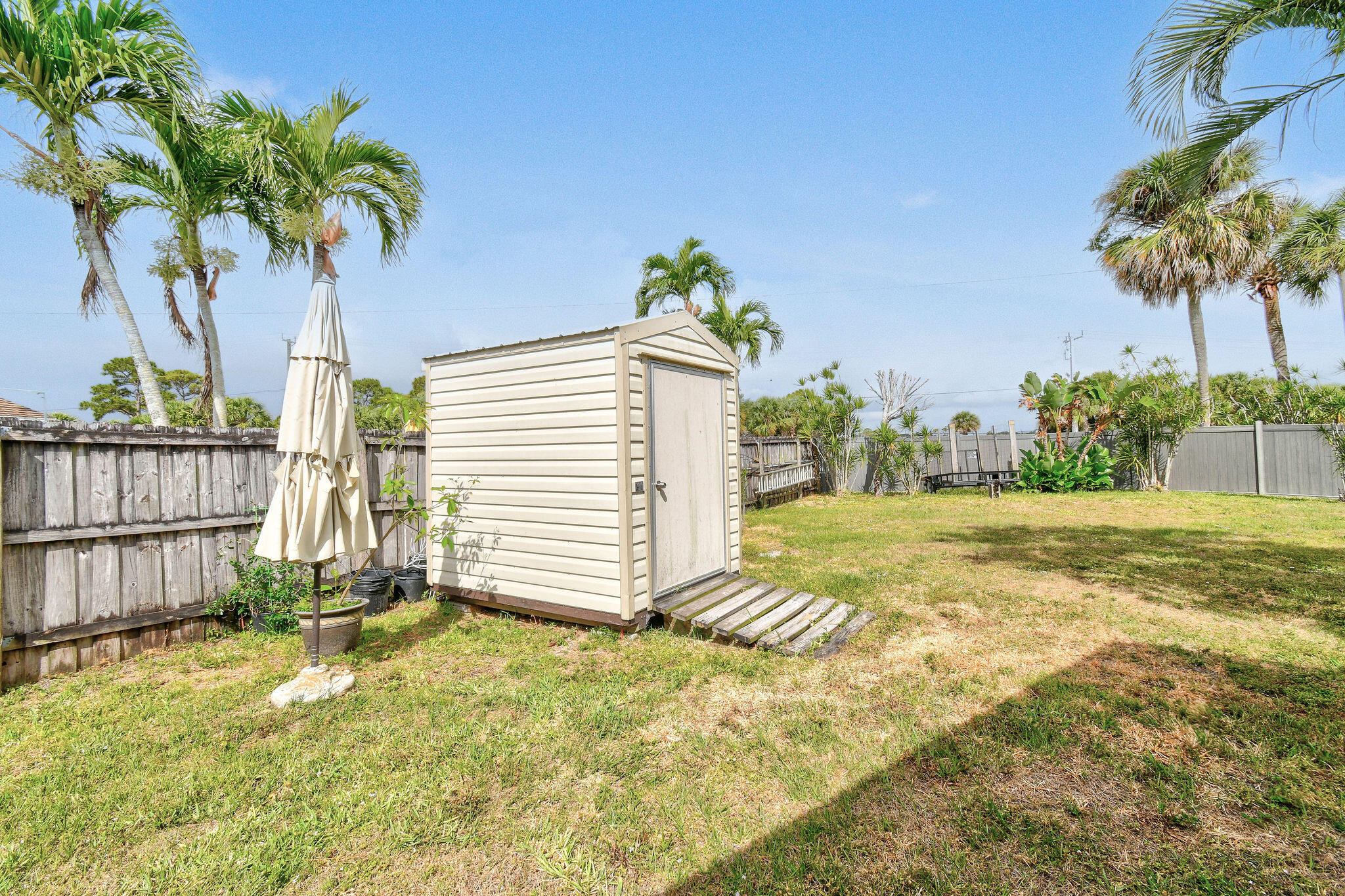 160 Banyan Circle Jupiter, FL 33458 - Photo 54 of 62 160BanyanCir(52)