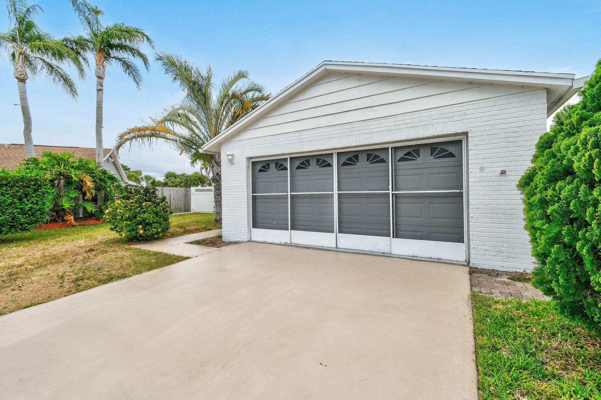 160 Banyan Circle Jupiter, FL 33458 - Photo 8 of 62 160BanyanCir(5)