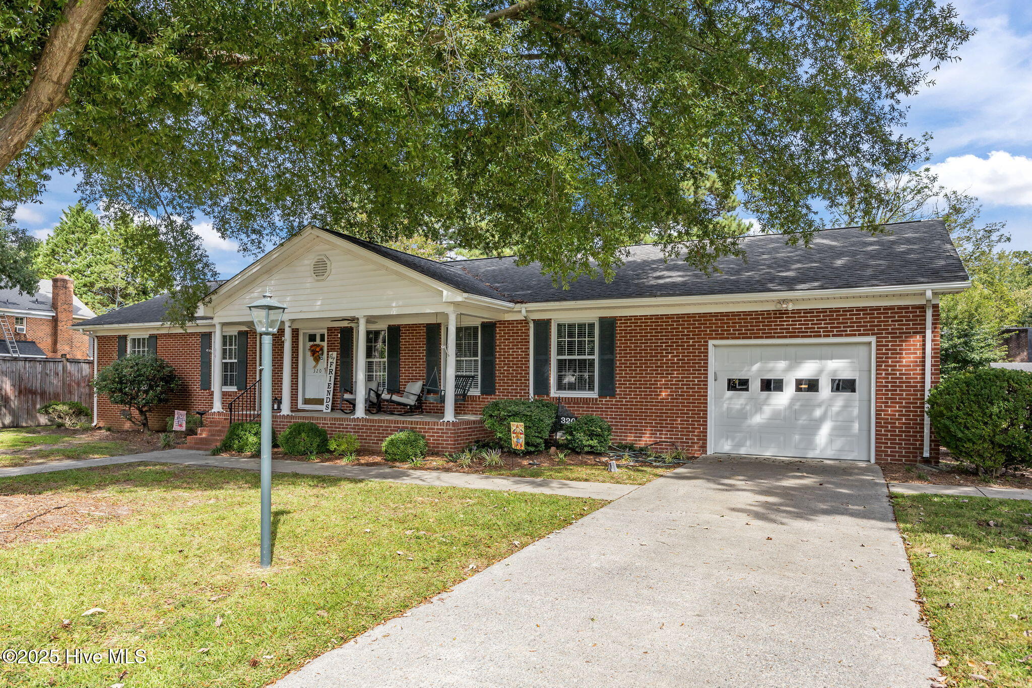 320 Prince Road Greenville, NC 27858 - Photo 2 of 49 2-web-or-mls-IMG_1286