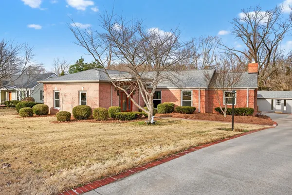 $499,950 | 247 Cherokee Trail, Clarksville, TN 37043