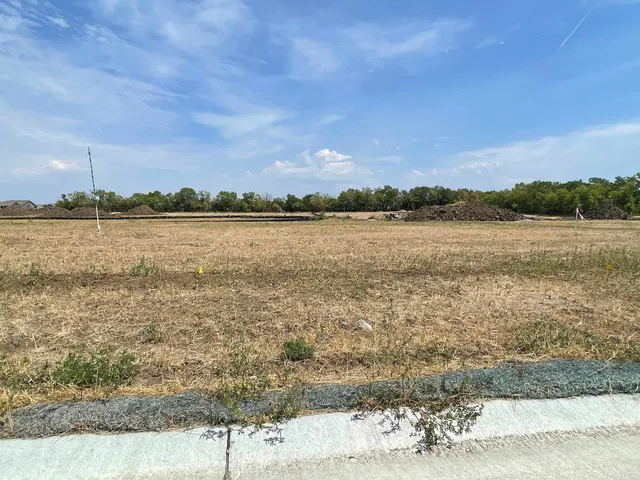 $37,000 | 2530 North Bluestone Street, Andover, KS 67002