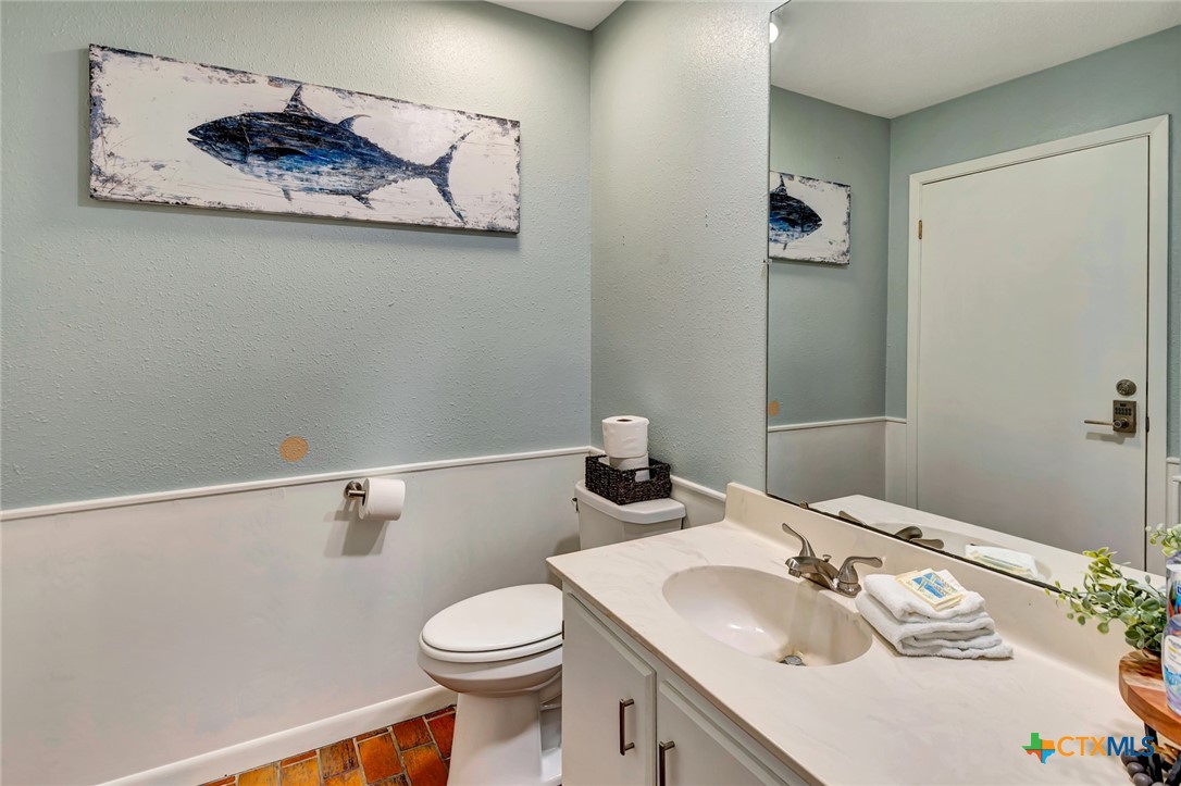 462 15th Street, Unit 2 Port O'Connor, TX 77982 - Photo 21 of 32 half bath