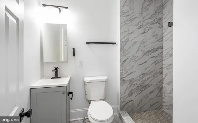 $1,870 | 2042 East Somerset Street, Philadelphia, PA 19134