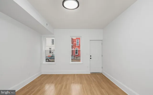 $1,870 | 2042 East Somerset Street, Philadelphia, PA 19134