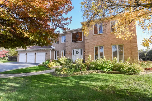 $975,000 | 307 Anne Court, Prospect Heights, IL 60070