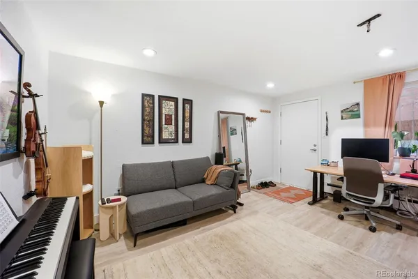$220,000 | 148 South Emerson Street, Unit 104, Denver, CO 80209