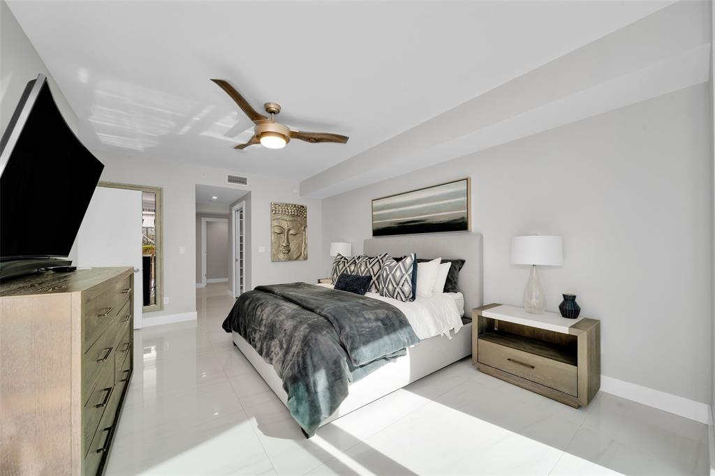 730 North Ocean Boulevard, Unit 405 Pompano Beach, FL 33062 - Photo 13 of 47 Primary Bedroom