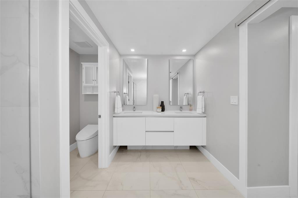 730 North Ocean Boulevard, Unit 405 Pompano Beach, FL 33062 - Photo 14 of 47 Primary Bath