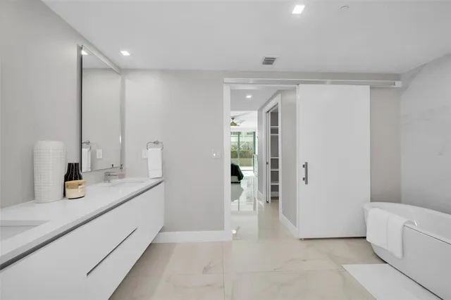 $2,480,000 | 730 North Ocean Boulevard, Unit 405, Pompano Beach, FL 33062