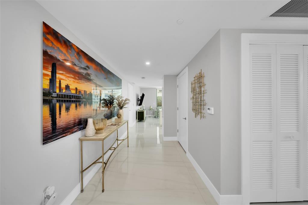 730 North Ocean Boulevard, Unit 405 Pompano Beach, FL 33062 - Photo 19 of 47 Entryway