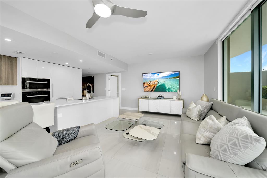 730 North Ocean Boulevard, Unit 405 Pompano Beach, FL 33062 - Photo 10 of 47