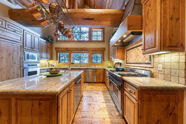 $4,800,000 | 163 Bob Sherman, Truckee, CA 96161