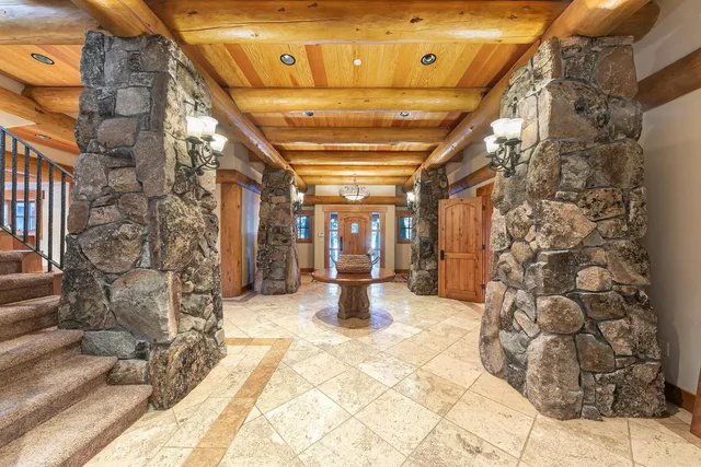 $4,800,000 | 163 Bob Sherman, Truckee, CA 96161