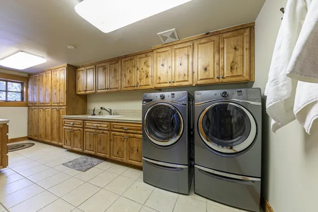 $4,800,000 | 163 Bob Sherman, Truckee, CA 96161