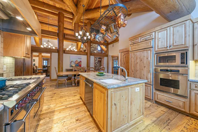 $4,800,000 | 163 Bob Sherman, Truckee, CA 96161